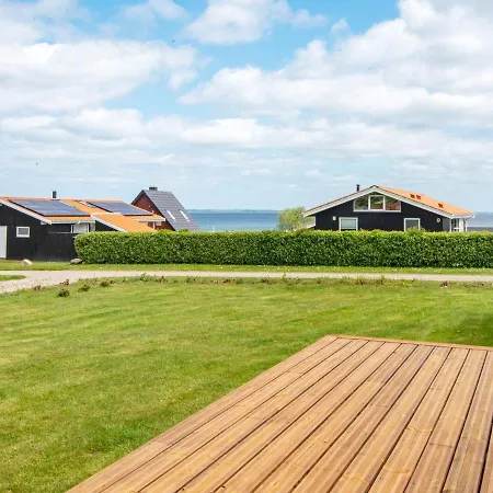 Holiday home Three-bedroom In Sjolund 4 Hejls