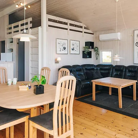8 Person In Sjolund-by Traum Vakantiehuis *