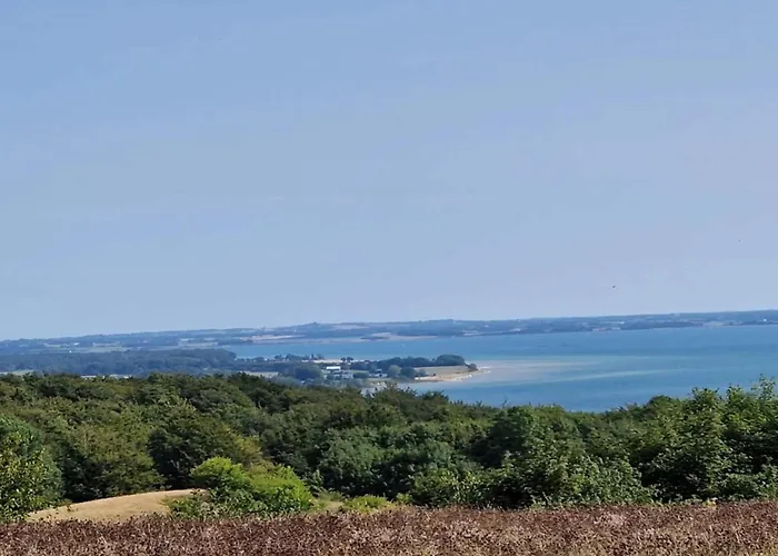 8 Person In Sjolund-by Traum Nyaraló *